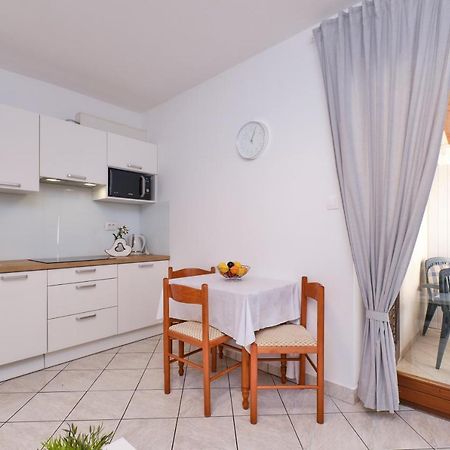 Apartment Budinic Mali Lošinj Exterior foto