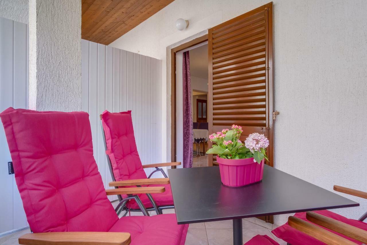 Apartment Budinic Mali Lošinj Exterior foto